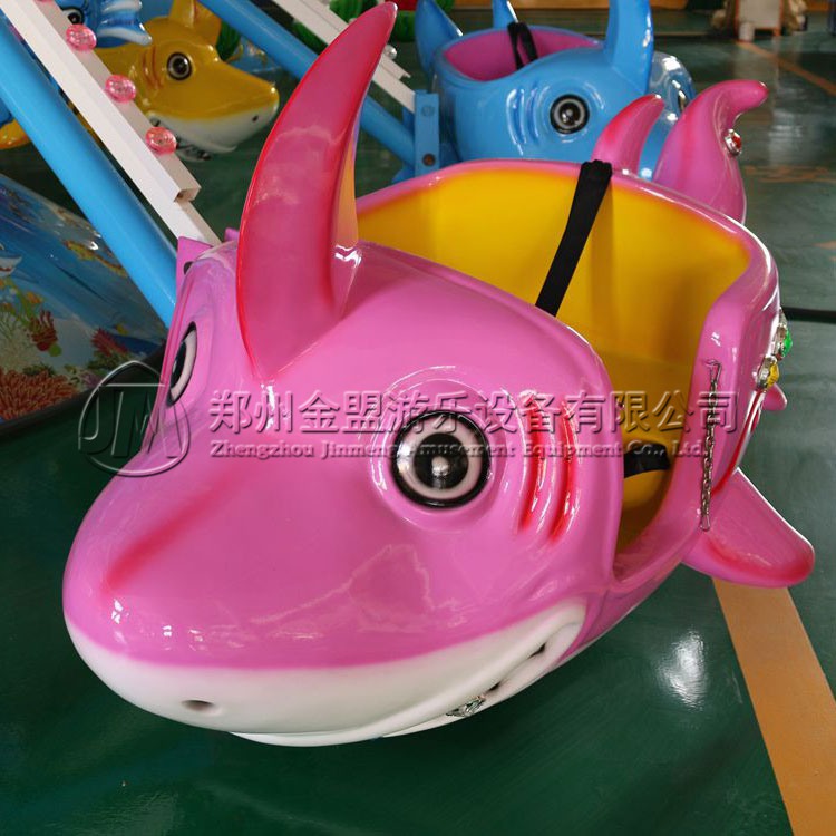 鯊（shā）魚座艙自控飛機